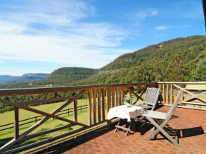 Alcheringa Cottage Amazing Location with views, Kangaroo Valley